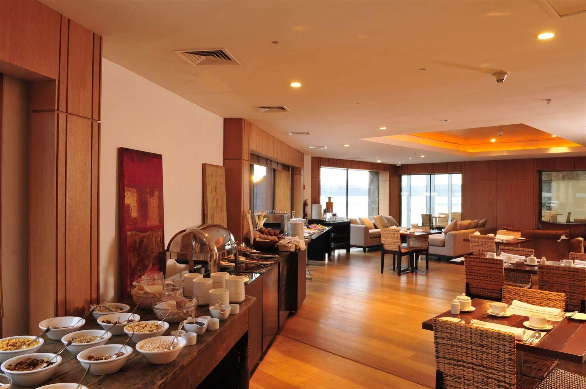 Hotel Dreams De Los Volcanes 巴拉斯港 餐厅 照片